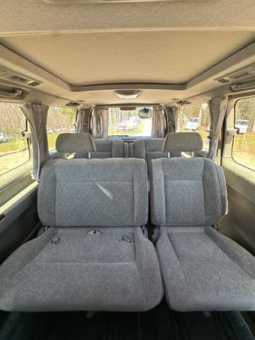 2000 Nissan Elgrand JDM car for sale — photo 20 of 25