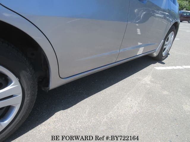 2010 Honda Fit JDM car for sale — photo 21 of 25