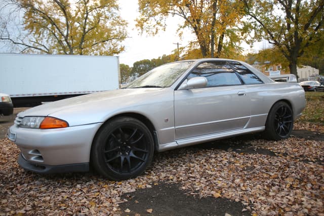 1990 Nissan Skyline JDM car for sale — photo 13 of 25