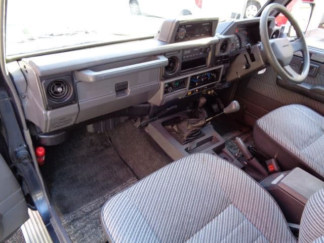 1991 Toyota Land Cruiser JDM car for sale — photo 17 of 25