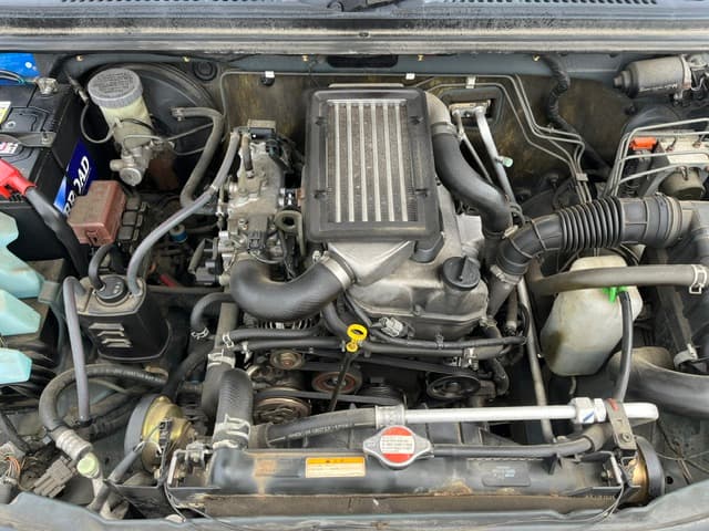 2001 Suzuki Jimny JDM car for sale — photo 9 of 25