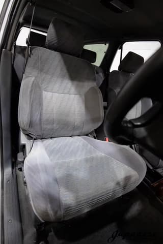 1996 Toyota Hilux JDM car for sale — photo 14 of 25