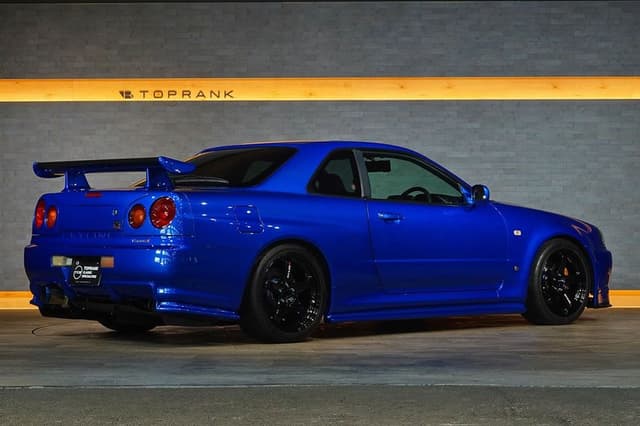 2002 Nissan Skyline JDM car for sale — photo 6 of 25
