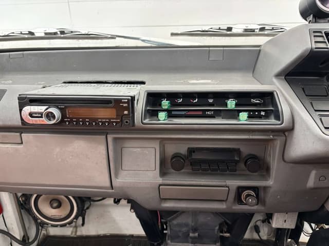 1989 Suzuki Carry JDM car for sale — photo 10 of 24