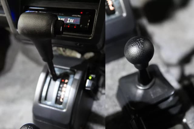 1996 Suzuki Jimny JDM car for sale — photo 9 of 25