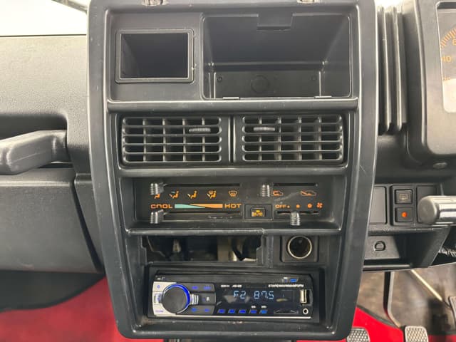 1990 Suzuki Jimny JDM car for sale — photo 11 of 25