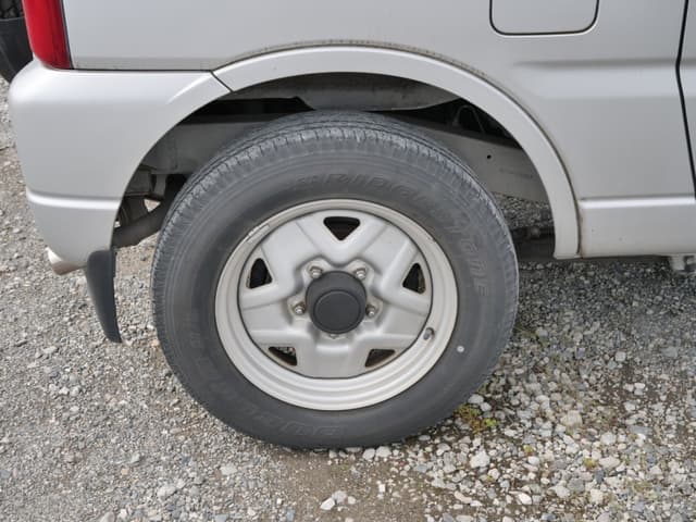 2000 Suzuki Jimny JDM car for sale — photo 21 of 25