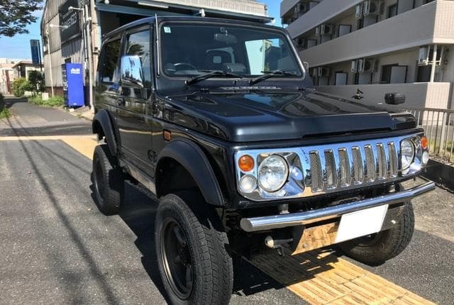 1996 Suzuki Jimny JDM car for sale — photo 3 of 9
