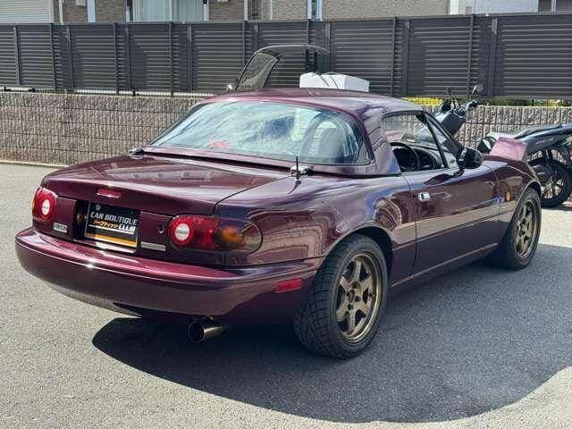 1996 Mazda Roadster (Eunos Roadster / MX-5) JDM car for sale — photo 9 of 20