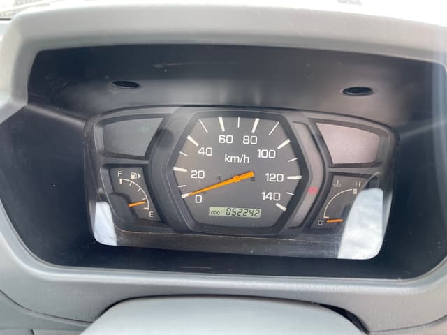 1999 Mitsubishi Minicab JDM car for sale — photo 18 of 25