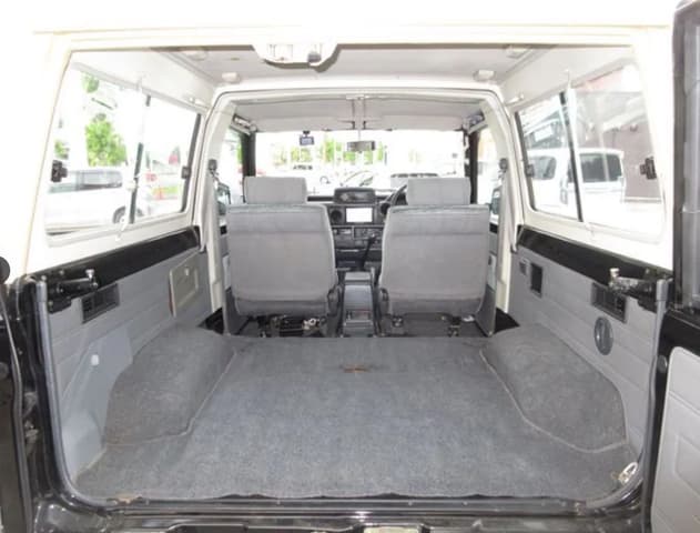 1988 Toyota Land Cruiser JDM car for sale — photo 18 of 25