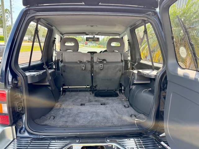 1995 Mitsubishi Pajero JDM car for sale — photo 20 of 21