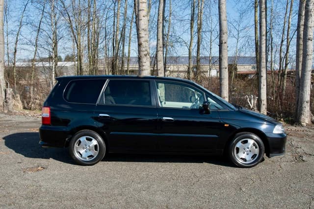 1999 Honda Odyssey JDM car for sale — photo 8 of 21