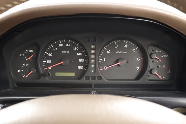 1998 Toyota Land Cruiser JDM car for sale — photo 11 of 25