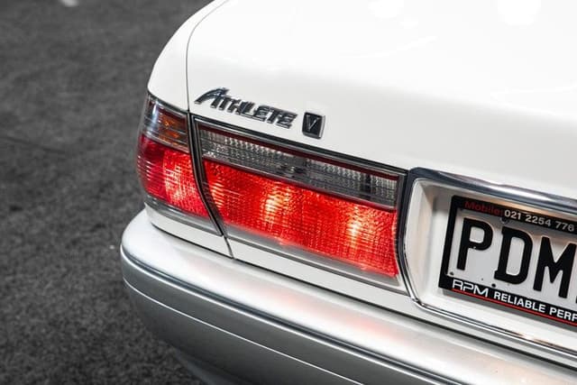2000 Toyota Crown JDM car for sale — photo 5 of 20