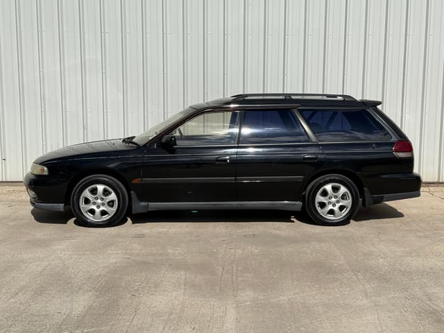 1996 Subaru Legacy JDM car for sale — photo 4 of 23