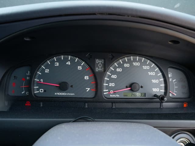 1999 Toyota Hilux Surf JDM car for sale — photo 16 of 16