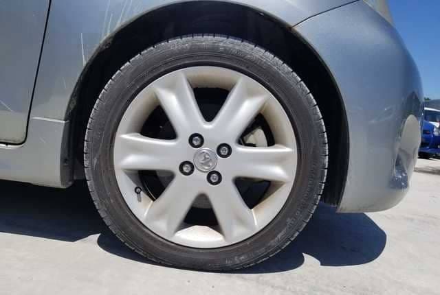 2008 Toyota Vitz JDM car for sale — photo 12 of 25