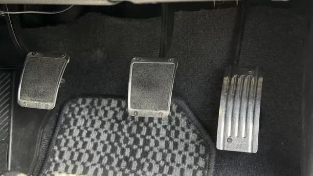 2001 Mitsubishi Lancer Evolution JDM car for sale — photo 24 of 24