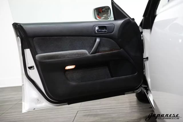 1995 Nissan Cedric JDM car for sale — photo 19 of 25