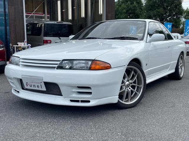 1993 Nissan Skyline JDM car for sale — photo 5 of 20