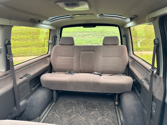 1999 Toyota HiAce JDM car for sale — photo 16 of 20