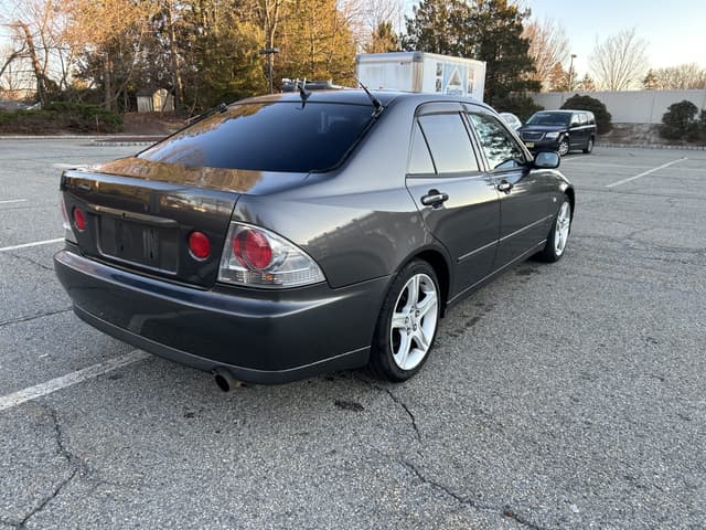 1998 Toyota Altezza JDM car for sale — photo 5 of 25