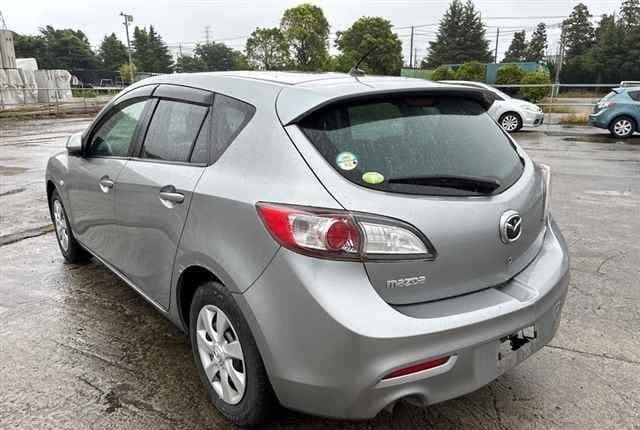 2009 Mazda Axela JDM car for sale — photo 8 of 8