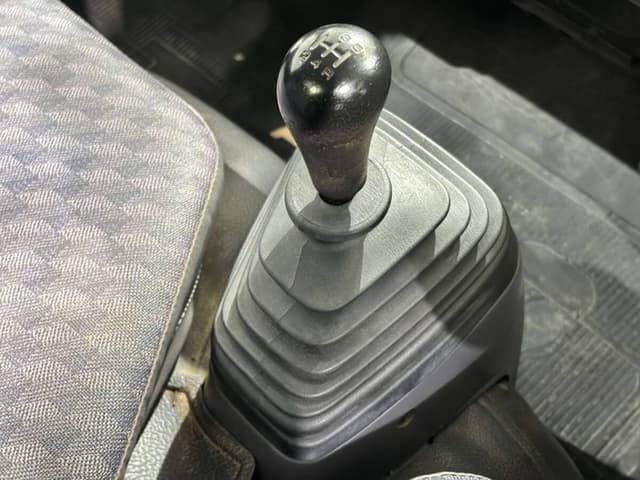 1996 Nissan Atlas JDM car for sale — photo 12 of 24