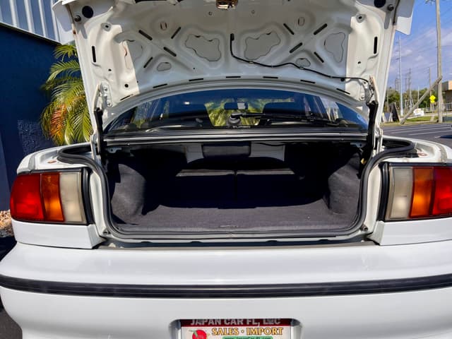 1991 Isuzu JDM car for sale — photo 23 of 25