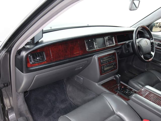 1997 Toyota Century JDM car for sale — photo 15 of 25
