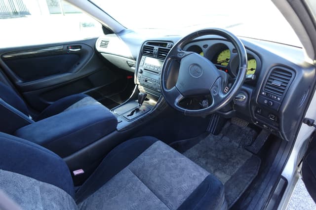 1997 Toyota Aristo JDM car for sale — photo 11 of 16