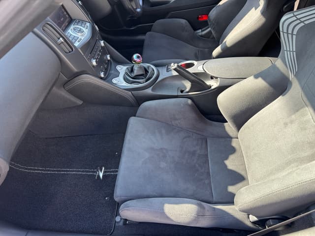 2010 Nissan Fairlady Z JDM car for sale — photo 21 of 25