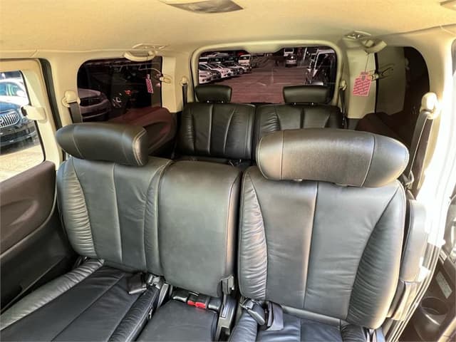 2009 Nissan Elgrand JDM car for sale — photo 15 of 18