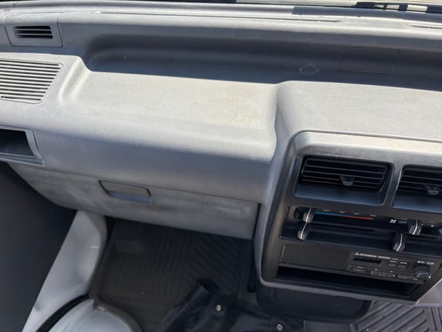 1996 Mitsubishi Minicab JDM car for sale — photo 20 of 25