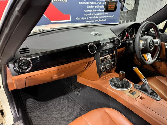 2005 Mazda Roadster (Eunos Roadster / MX-5) JDM car for sale — photo 12 of 25