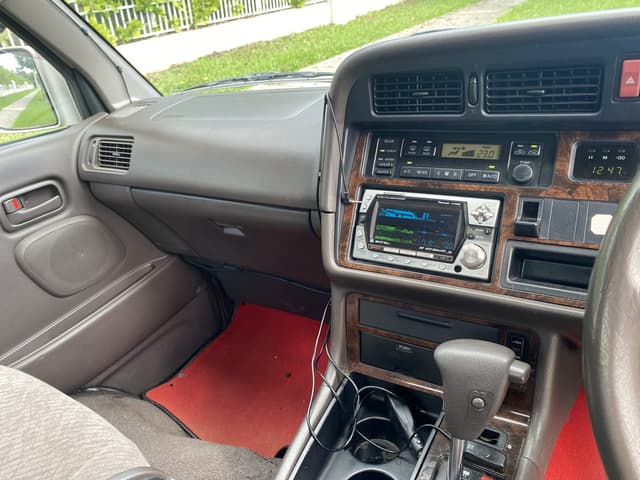 1999 Toyota HiAce JDM car for sale — photo 9 of 20