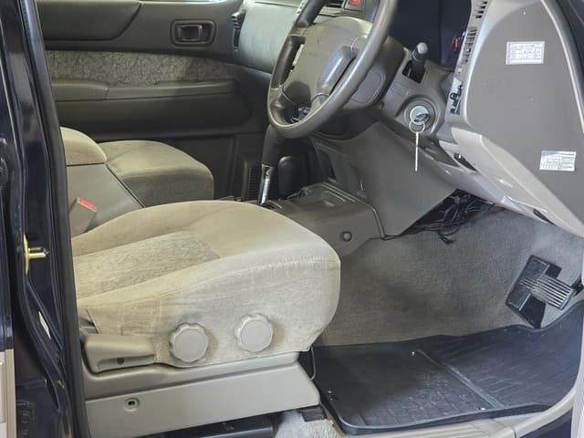 1998 Nissan Safari JDM car for sale — photo 16 of 25