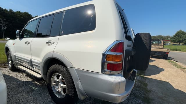 1999 Mitsubishi Pajero JDM car for sale — photo 4 of 4