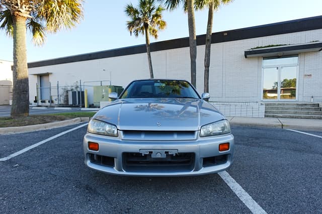1998 Nissan Skyline JDM car for sale — photo 2 of 17