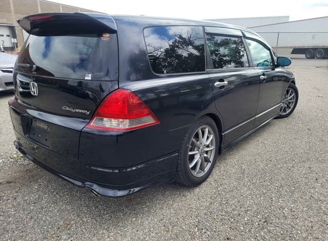 2004 Honda Odyssey JDM car for sale — photo 6 of 10