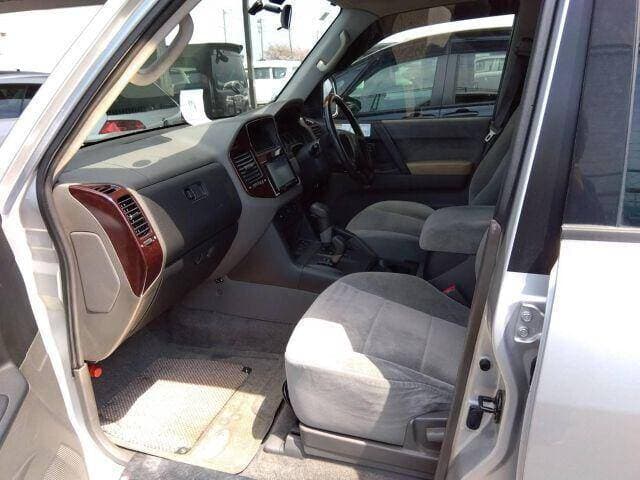 2000 Mitsubishi Pajero JDM car for sale — photo 3 of 6