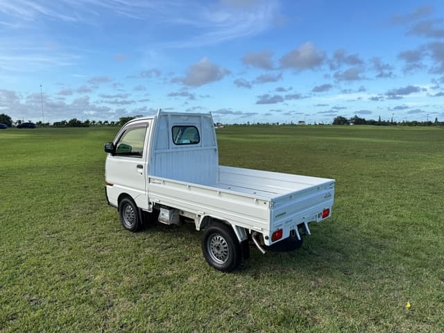 1998 Mitsubishi Minicab JDM car for sale — photo 9 of 25