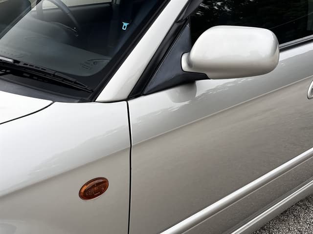 1999 Subaru Legacy JDM car for sale — photo 18 of 25