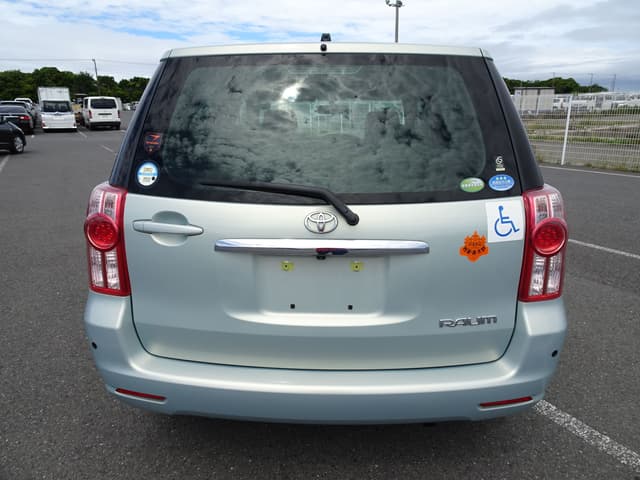 2009 Toyota Raum JDM car for sale — photo 4 of 10