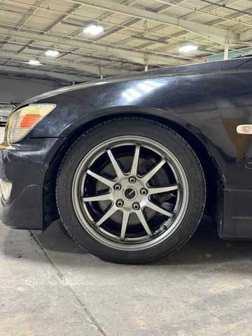 1998 Toyota Altezza JDM car for sale — photo 17 of 25