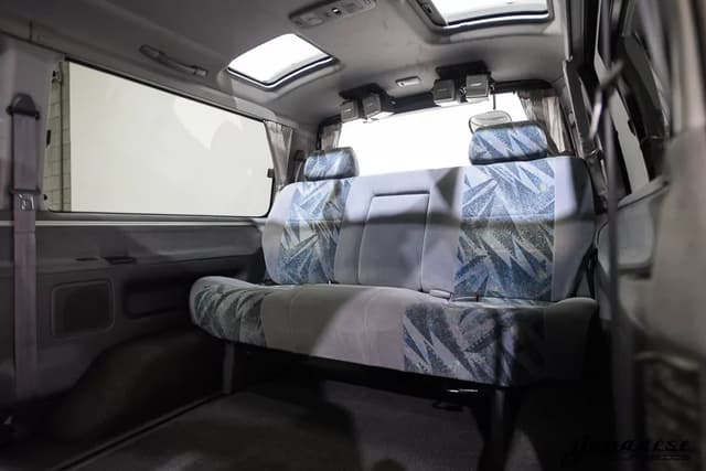 1996 Toyota HiAce JDM car for sale — photo 18 of 25