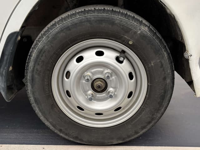 2000 Mitsubishi Minicab JDM car for sale — photo 23 of 25