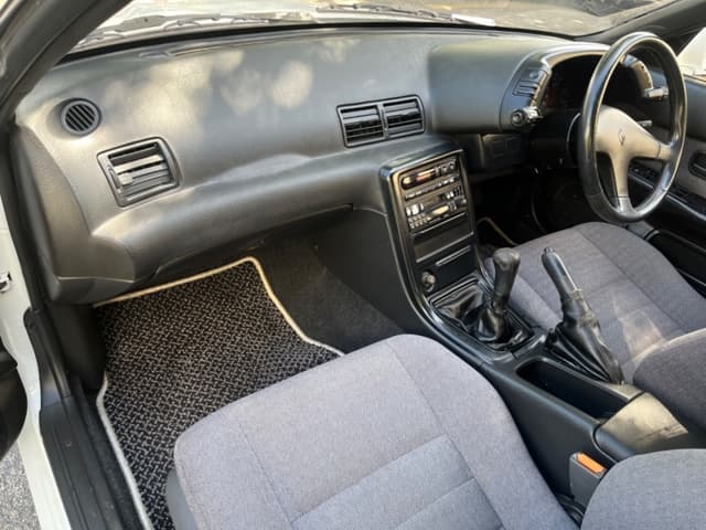 1990 Nissan Skyline JDM car for sale — photo 12 of 16