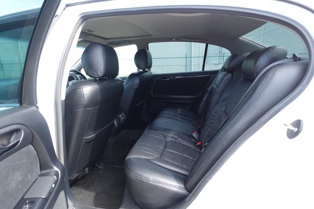 2001 Toyota Aristo JDM car for sale — photo 16 of 19